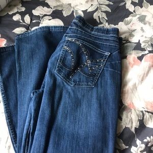 Women’s wranglers